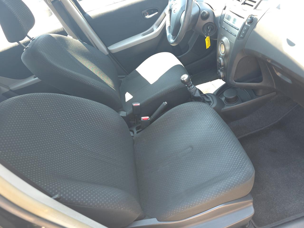 Toyota Yaris 1.3 5 porte Sol