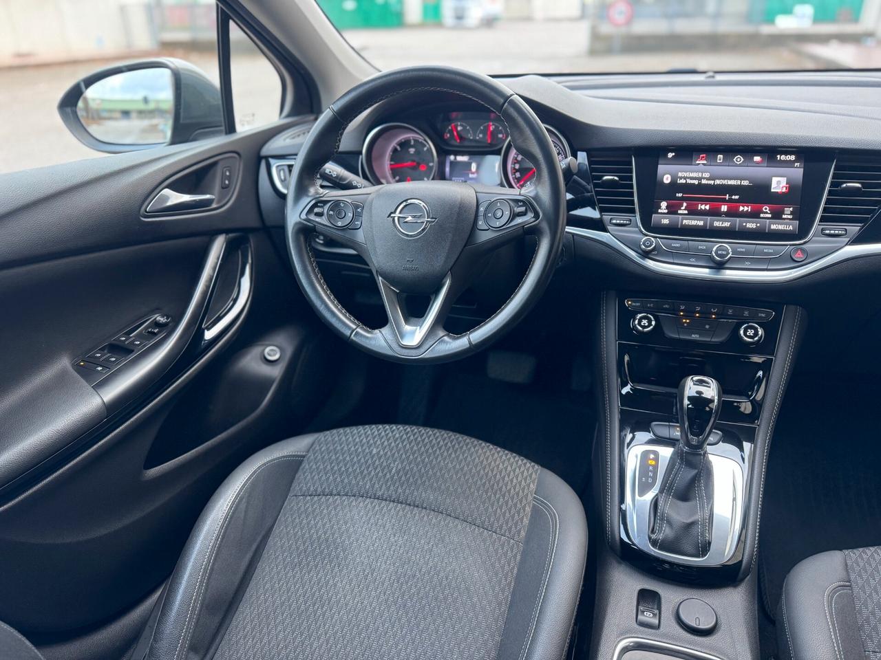 Opel Astra 1.6 CDTi 136CV aut. Sports Tourer Innovation