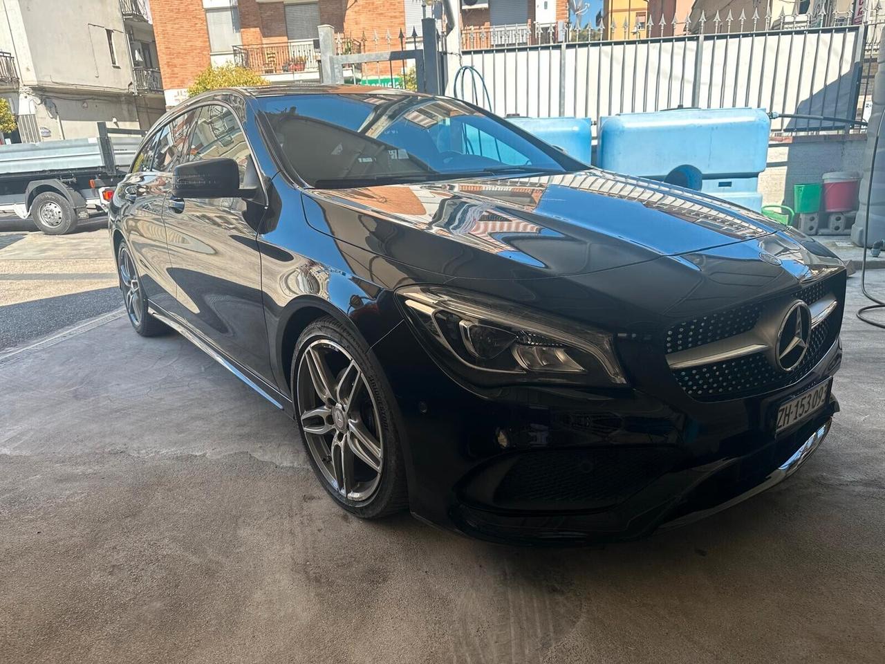 Mercedes-benz CLA 200d 4 MATIC "AMG" /PERFECT