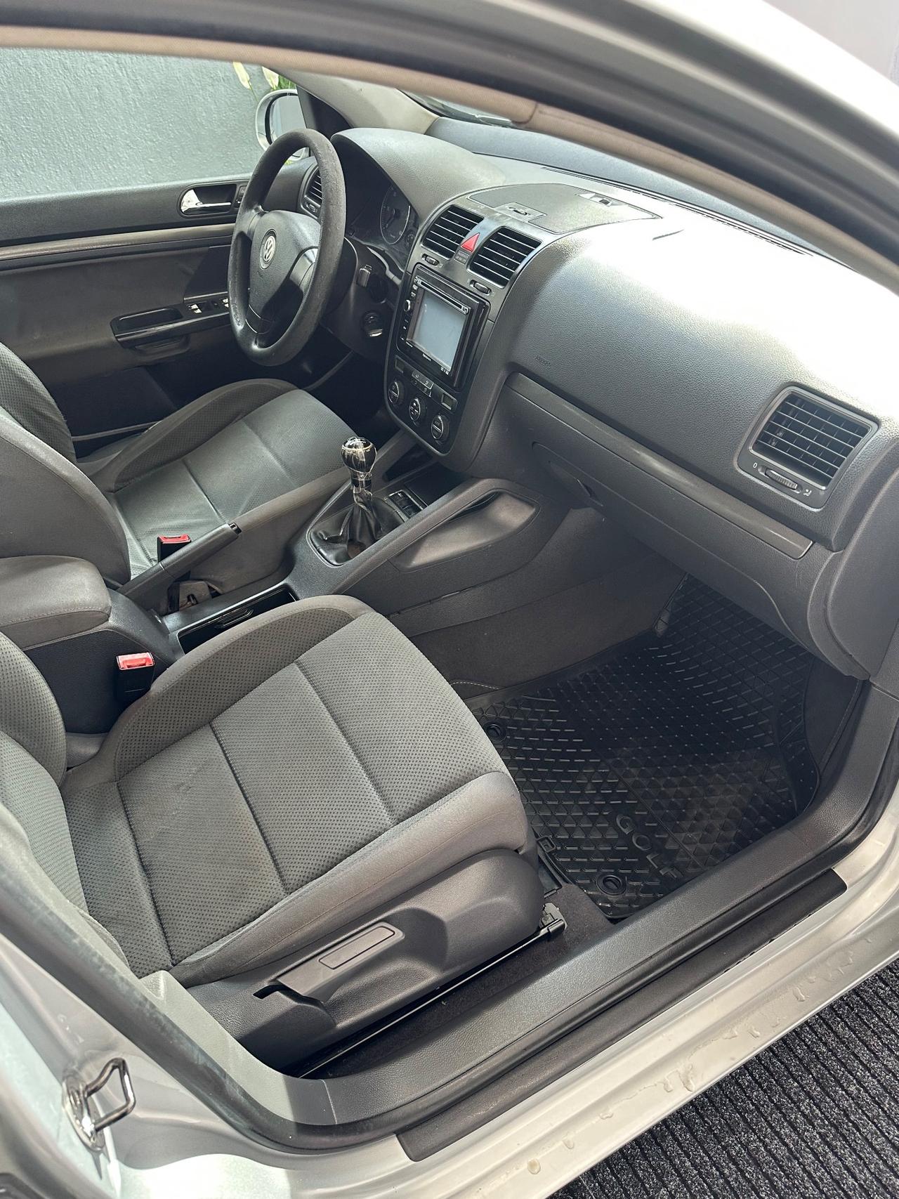 Volkswagen Golf 2.0 16V TDI 5p. Comfortline