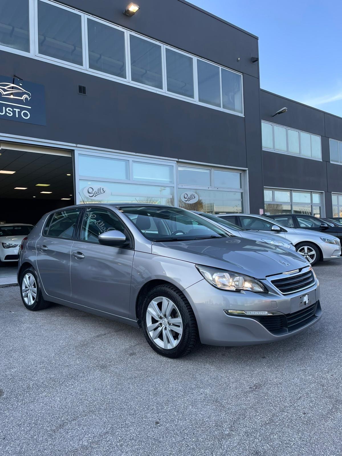 Peugeot 308 1.2 Neopatentati Finanziabile