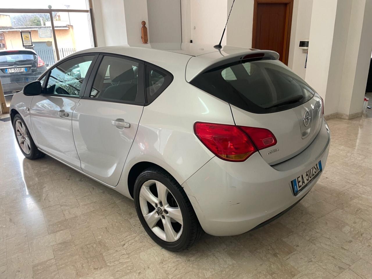 OPEL ASTRA 1.4 100 CV 5P "OK NEOPATENTATI"