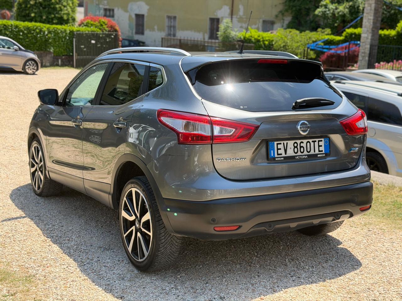 Nissan QASHQAI 1.6 dCi TEKNA TETTO FULLOPT 360CAM