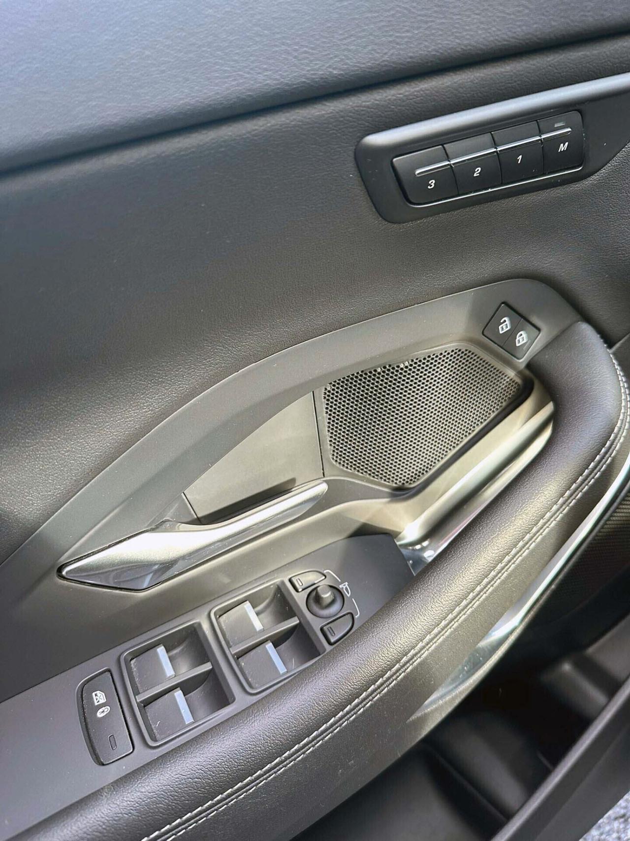 Jaguar E-Pace 2.0D I4 163 CV AWD Auto R-Dynamic HSE Mild Hybrid