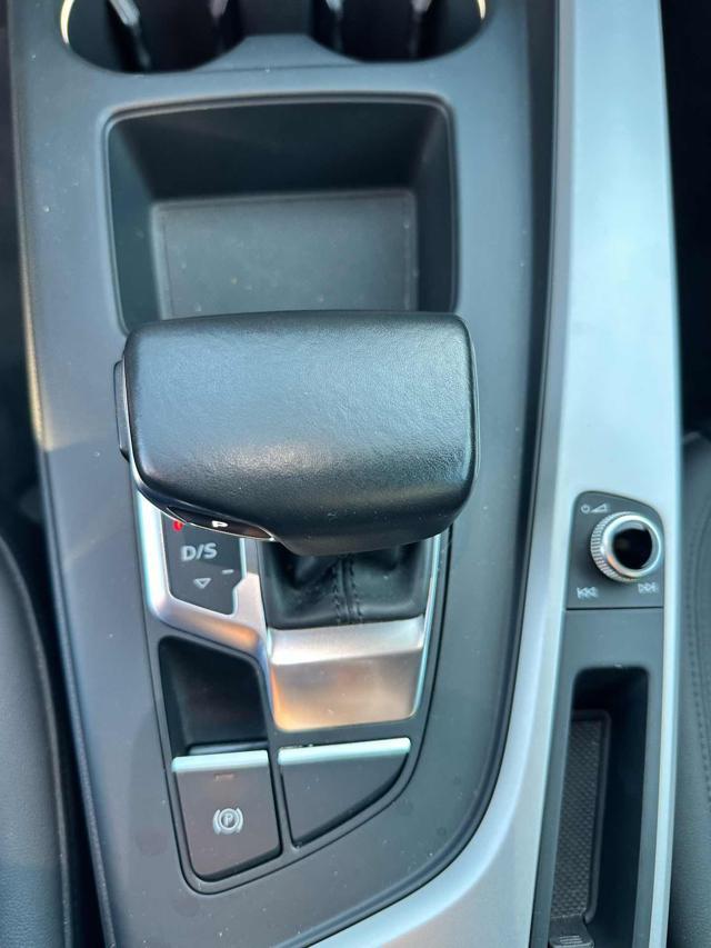 AUDI A4 Avant 35 TDI/163 CV S tronic