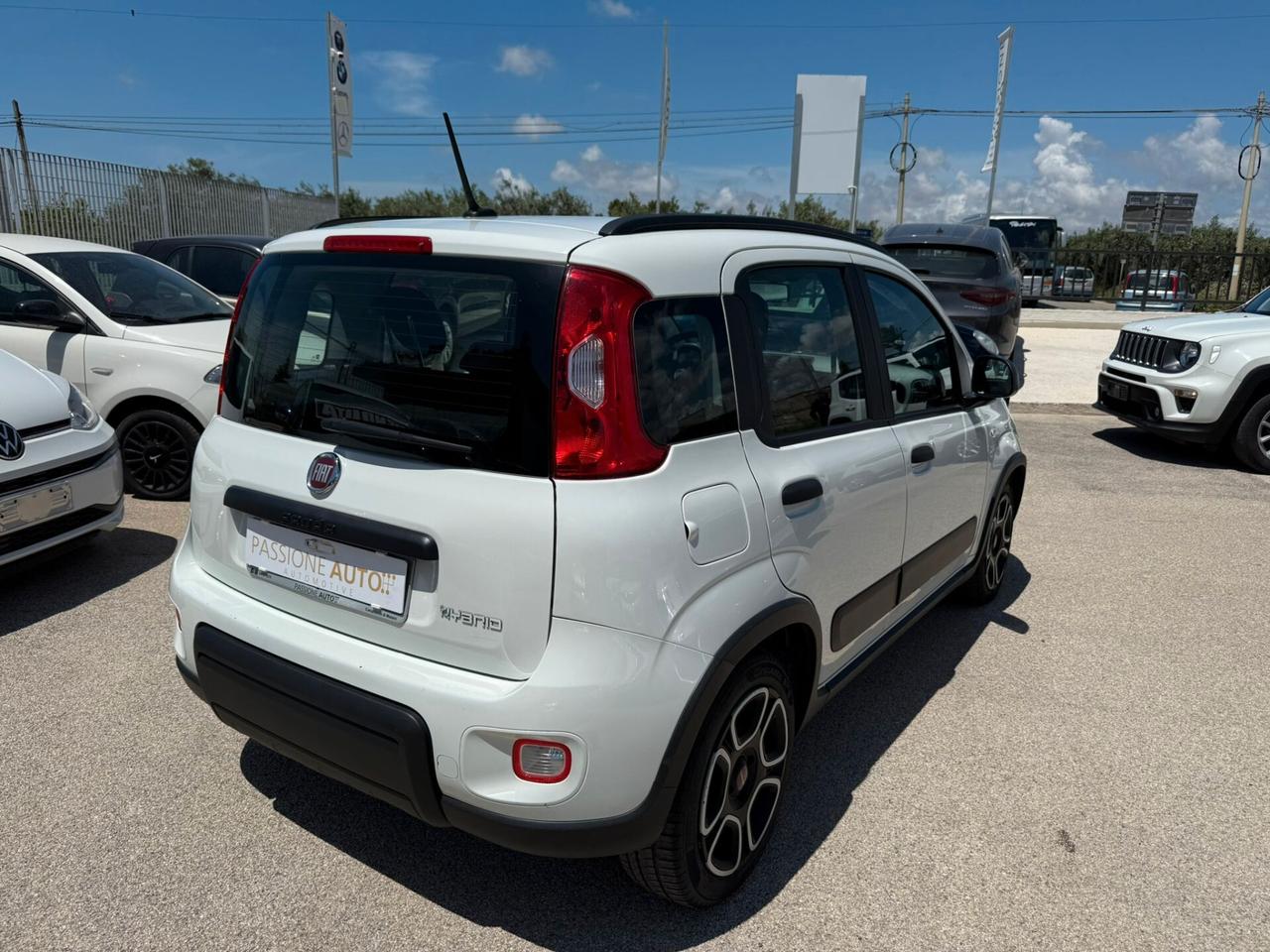 Fiat Panda 1.0 FireFly 70 CV S&S Hybrid Sport