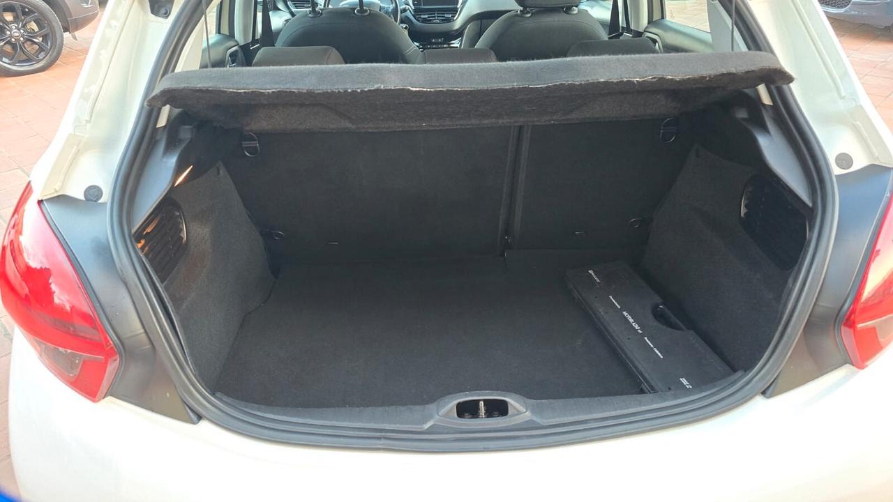 Peugeot 208 BlueHDi 75 5 porte Allure