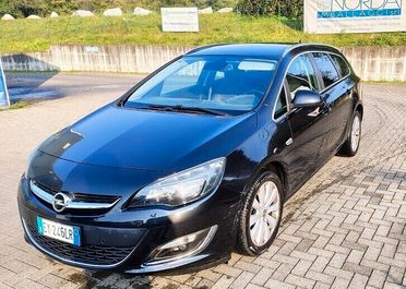 Opel Astra 1.4 Turbo 140CV Sports Tourer GPL Tech Cosmo