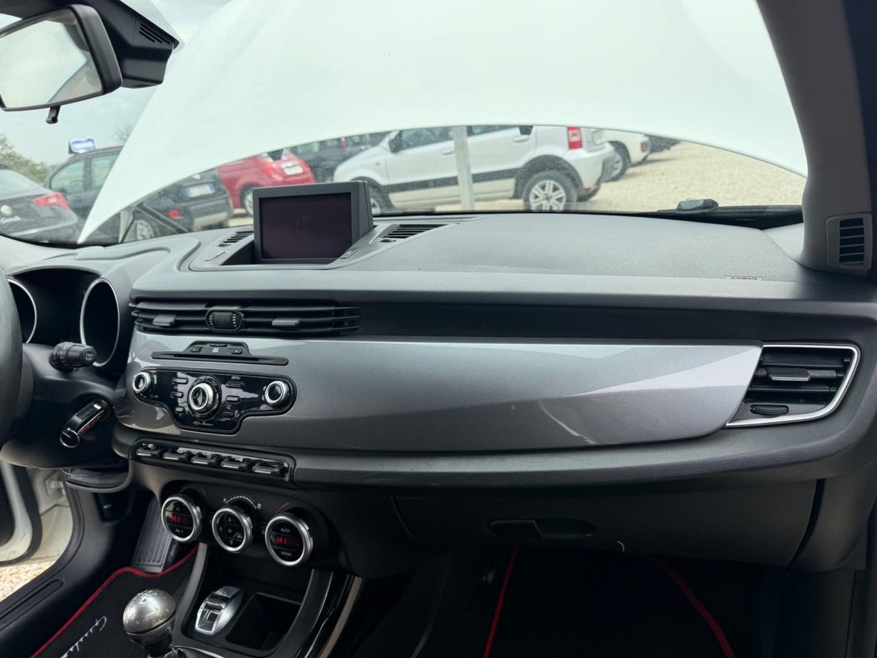 Alfa Romeo Giulietta 2000cc 140cv exsclusive