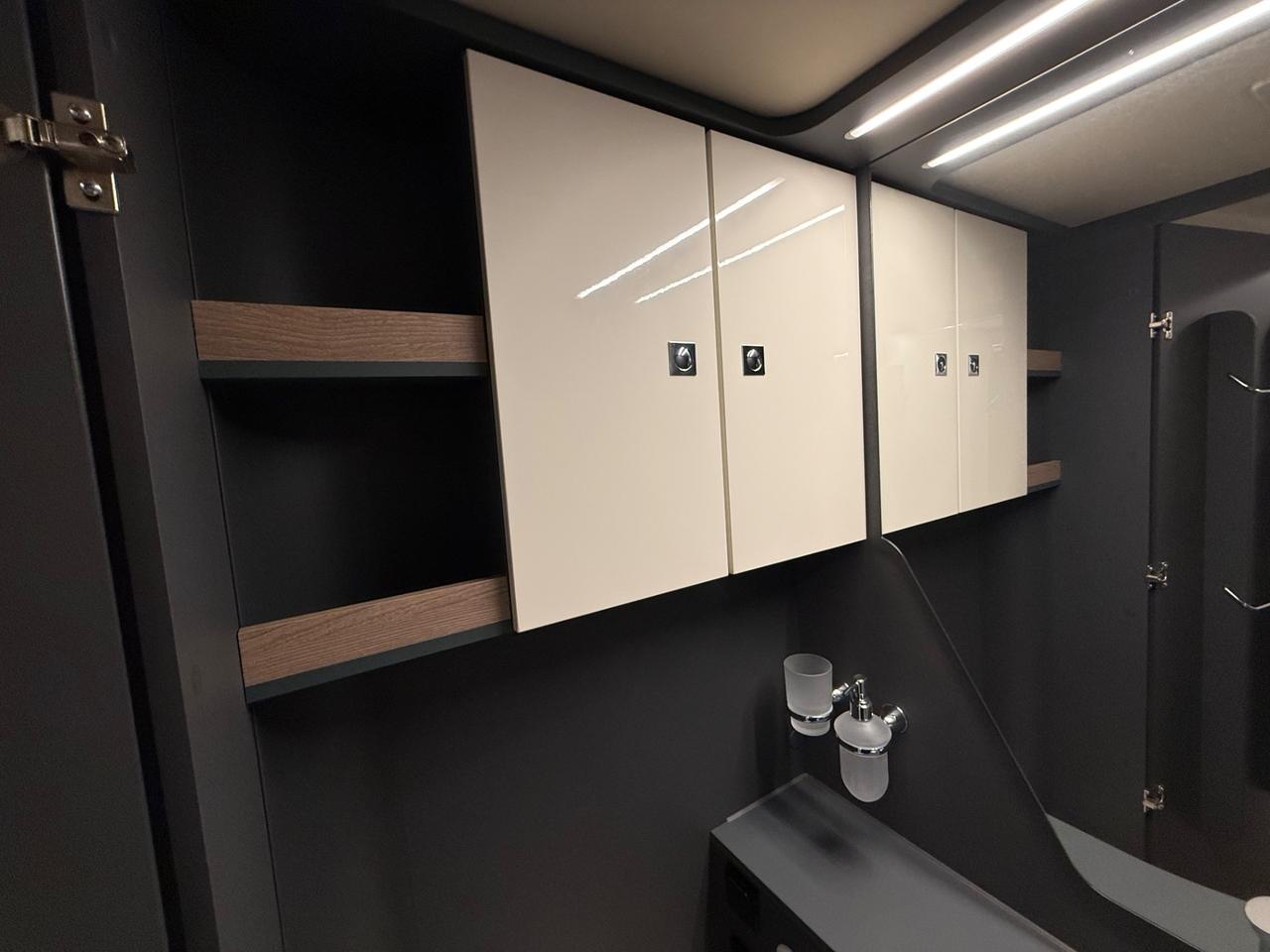 LAIKA KOSMO 409 L 7.40 4 POSTI OMOLOGATI