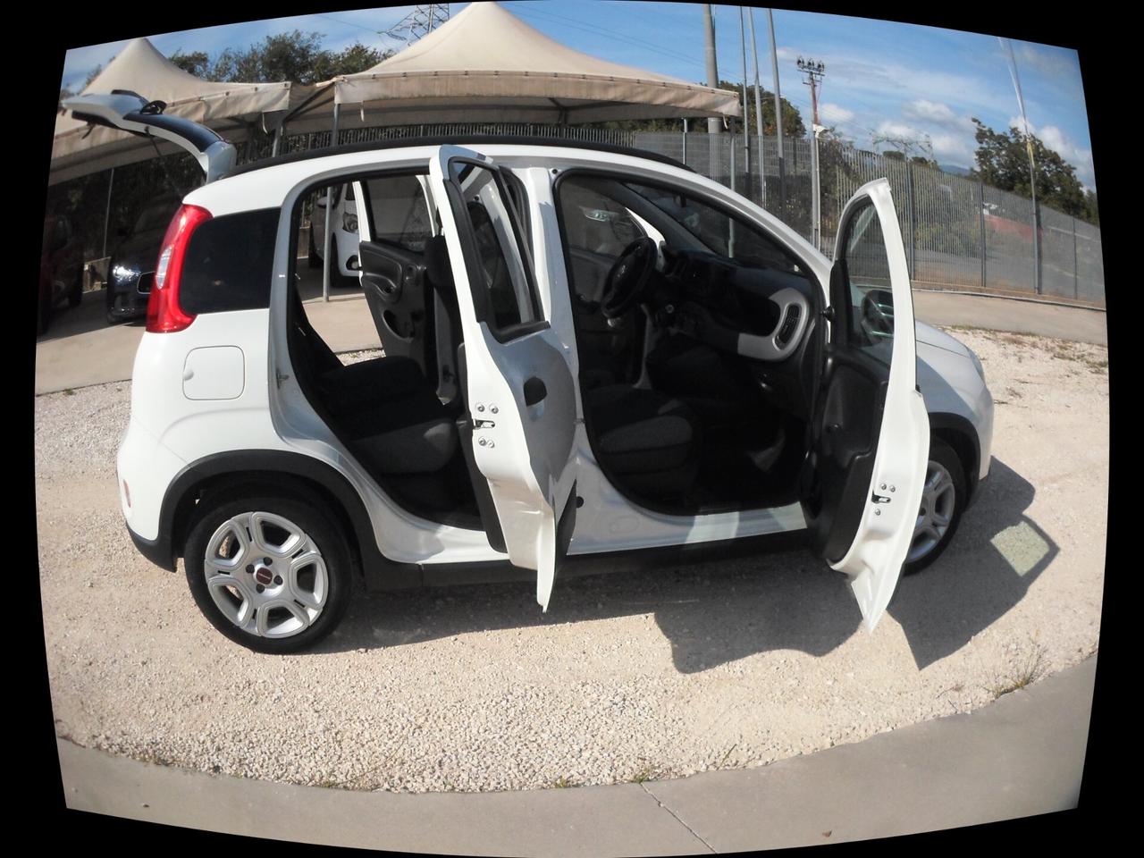 Fiat Panda 1.0 FireFly S&S Hybrid Red