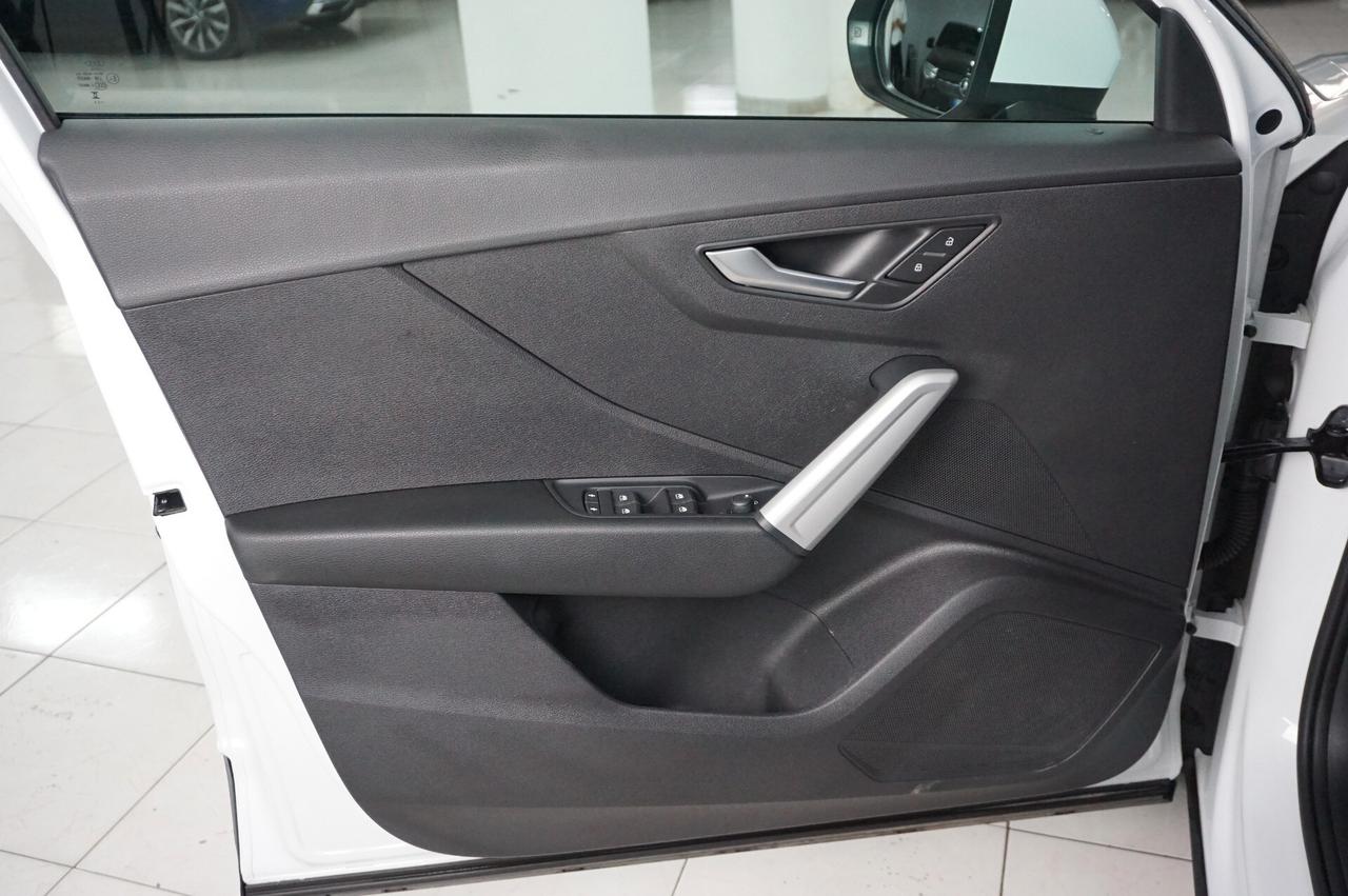 Audi Q2 35 TDI S tronic Business Advanced