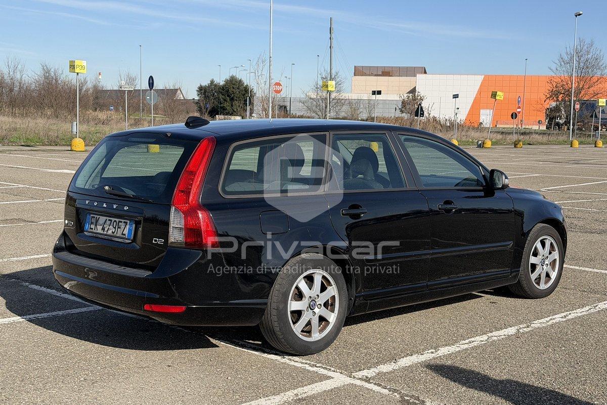 VOLVO V50 D2 POLAR