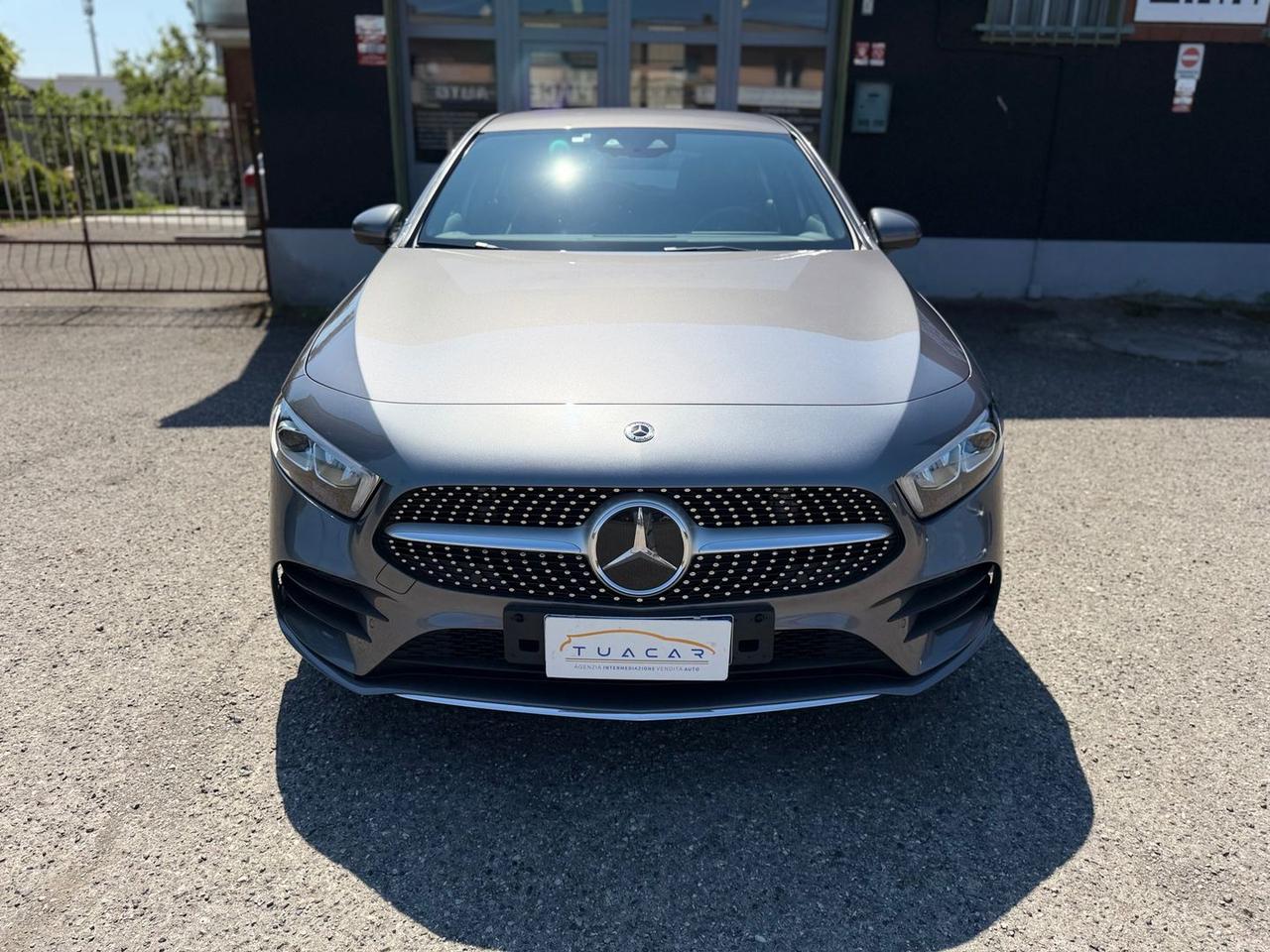 Mercedes-Benz A 180 AMG Line Premium A 180 #10569