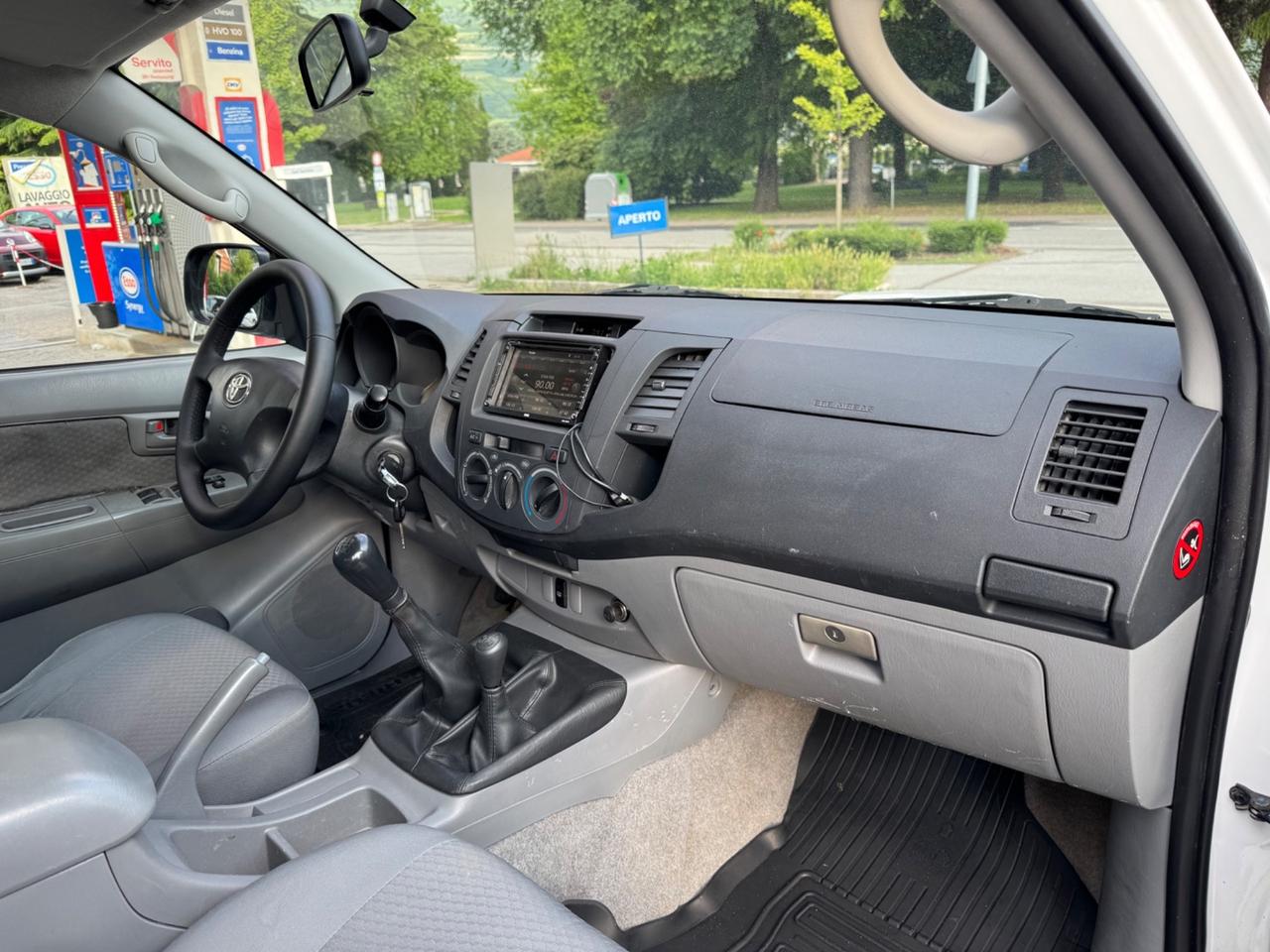 Toyota Hilux 2.5 D-4D 4WD 4p. Double Cab DLX