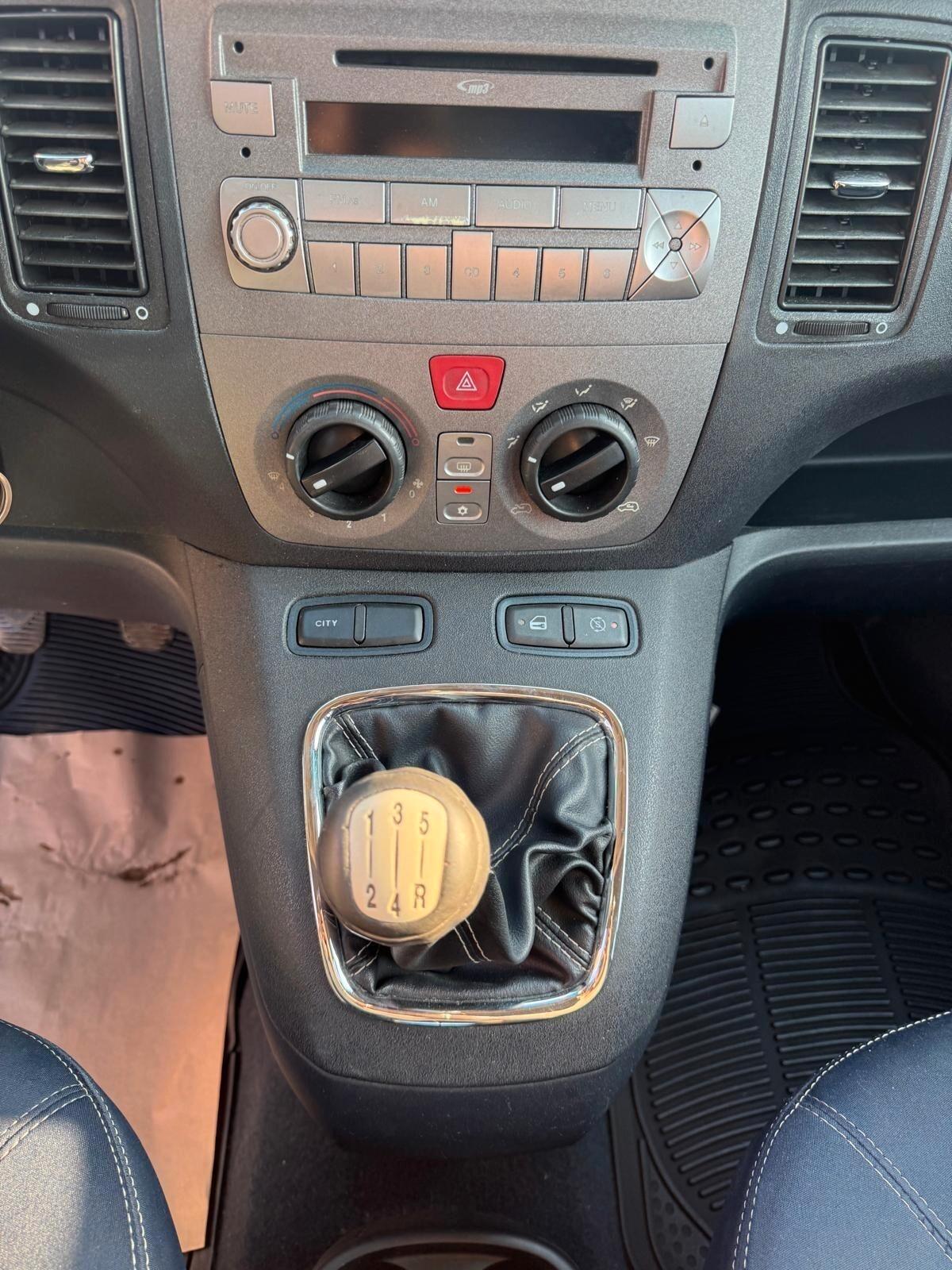 Lancia MUSA 1.3 Mjt 95 CV Gold