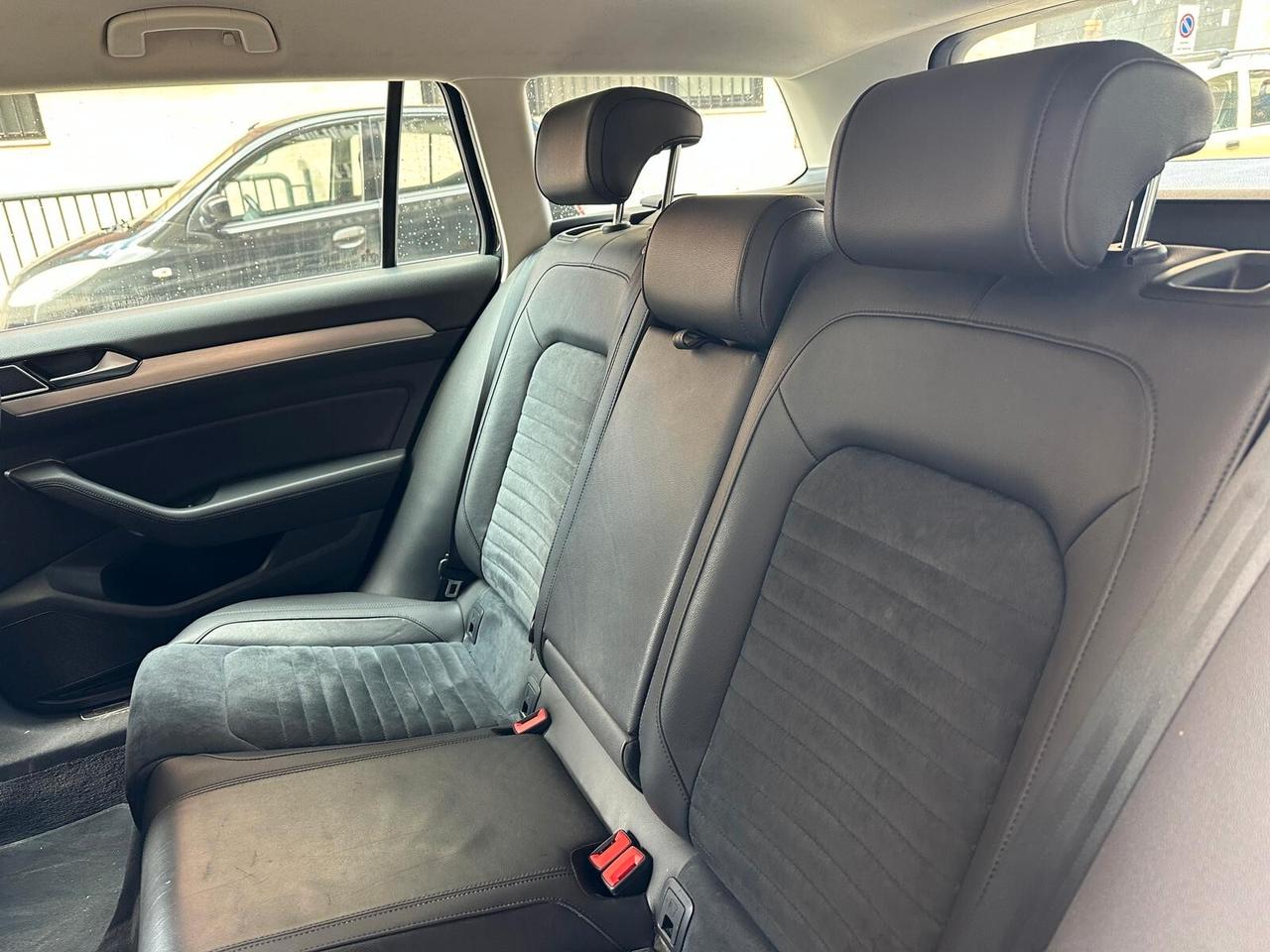 Volkswagen Passat Variant 2.0 TDI DSG Highline