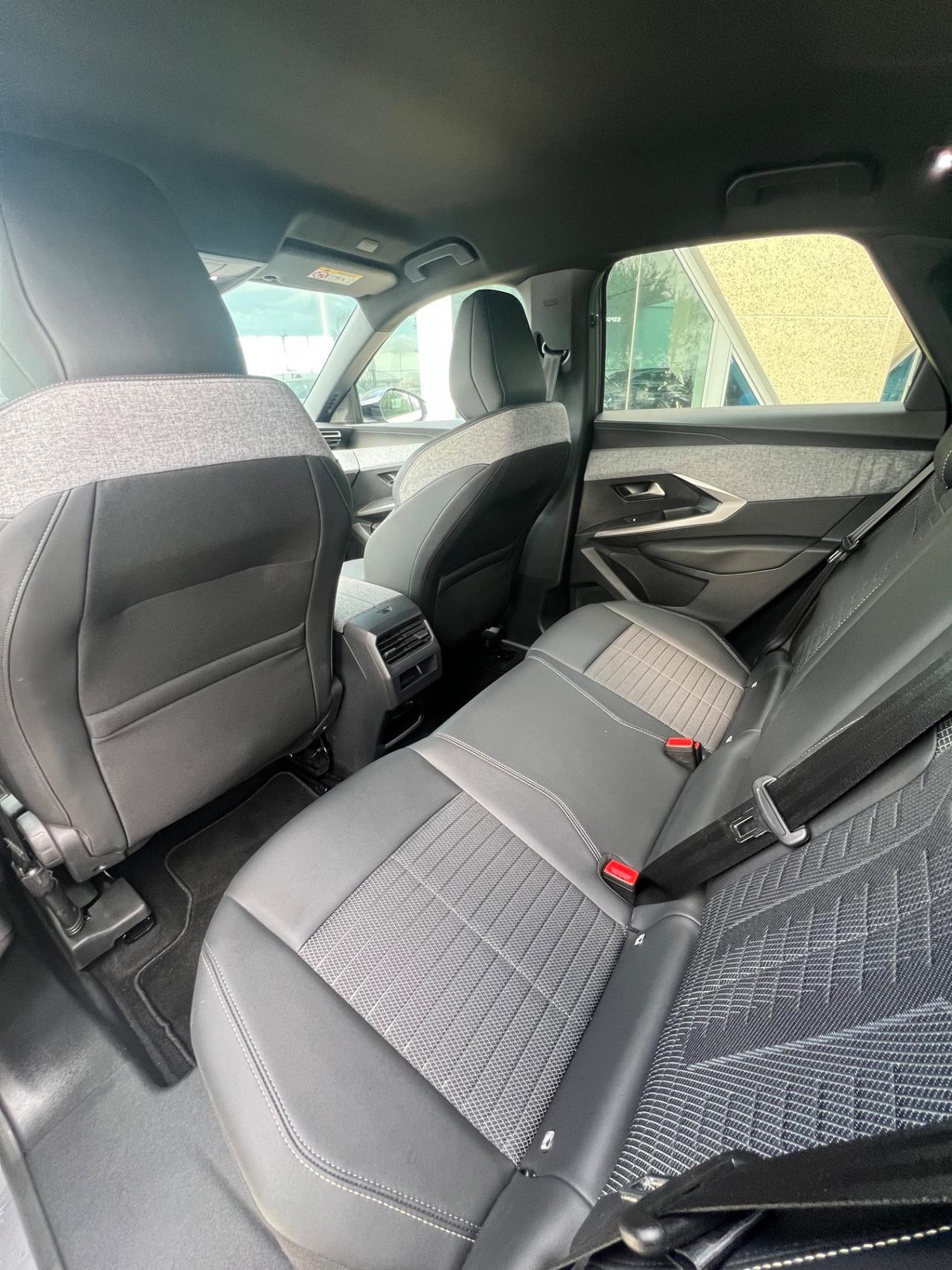 Peugeot 3008 Hybrid 136 e-DCS6 GT