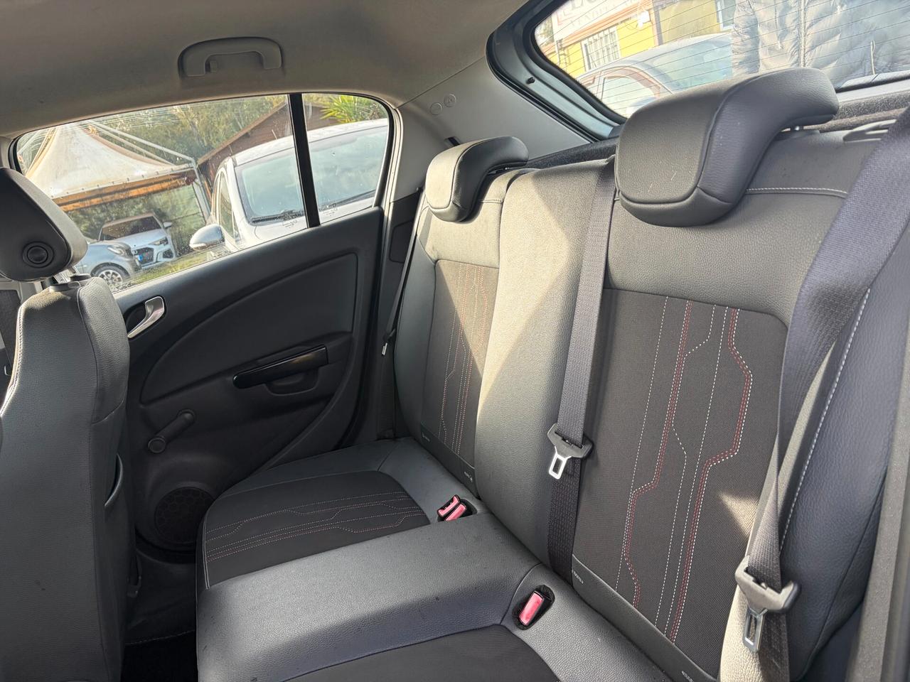 OPEL CORSA 1.2 ANNO 2013 KM 125.000 ADATTA NEOPATENTATI