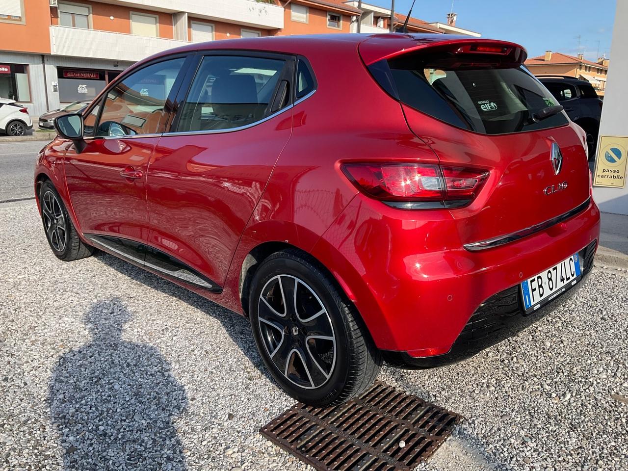 Renault Clio 1.2 75 CV 5 porte Duel