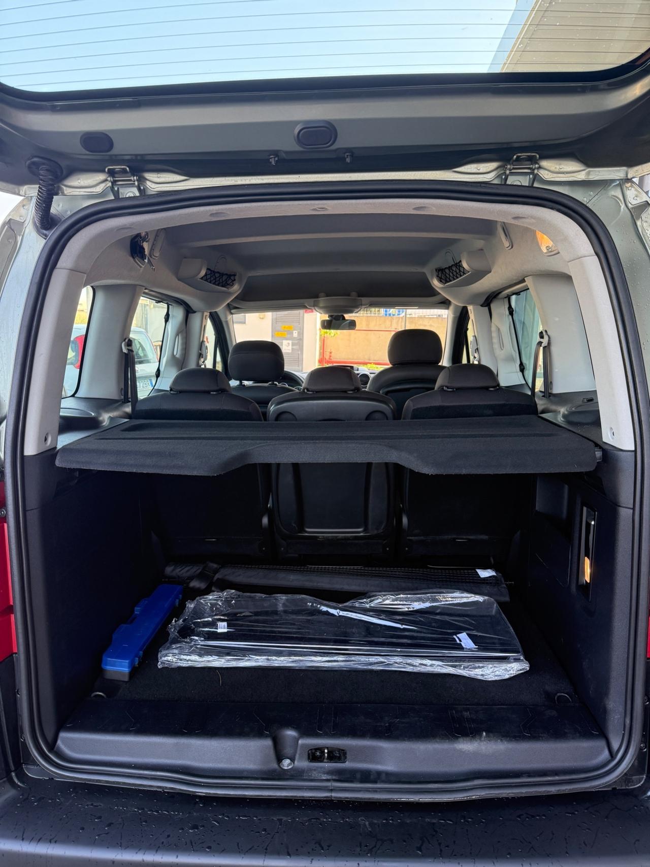 Peugeot Partner Tepee 1.6 HDi 112CV Outdoor