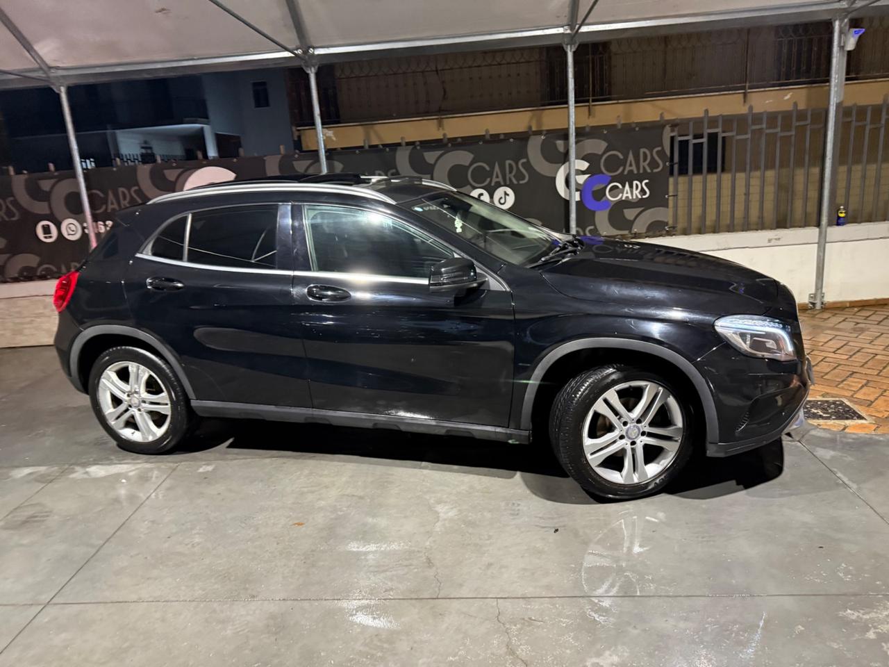 Mercedes GLA 200 d Automatic 4Matic Sport TETTO