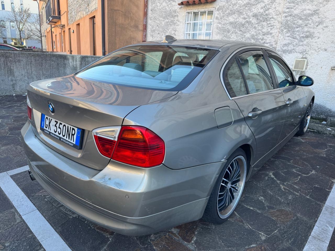 Bmw 325 325i cat Attiva 2008