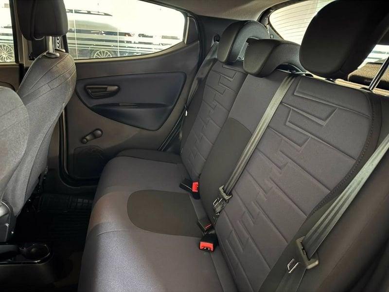 Lancia Ypsilon 3ª serie 1.0 FireFly 5 porte S&S Hybrid Platino