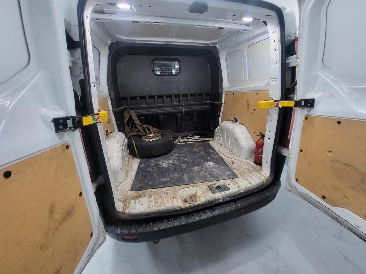 FORD CUSTOM 2.0 TDCI 5 POSTI