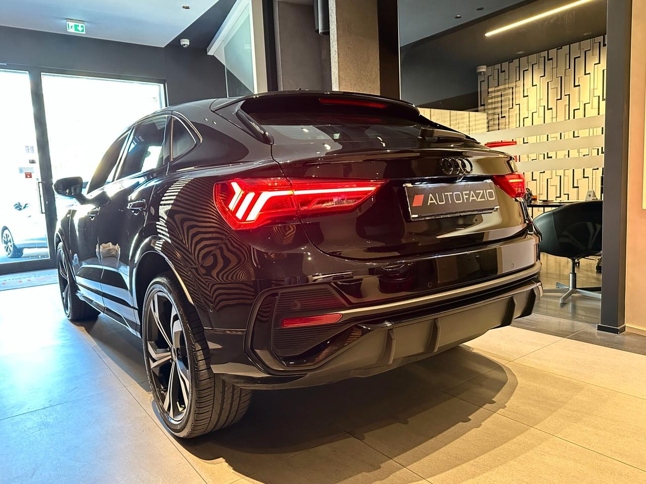 Audi Q3 SPB 35 TDI S line edition