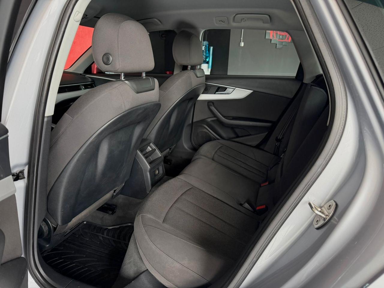 Audi A4 Avant 2.0 TDI 150 CV ultra S tronic Business Sport