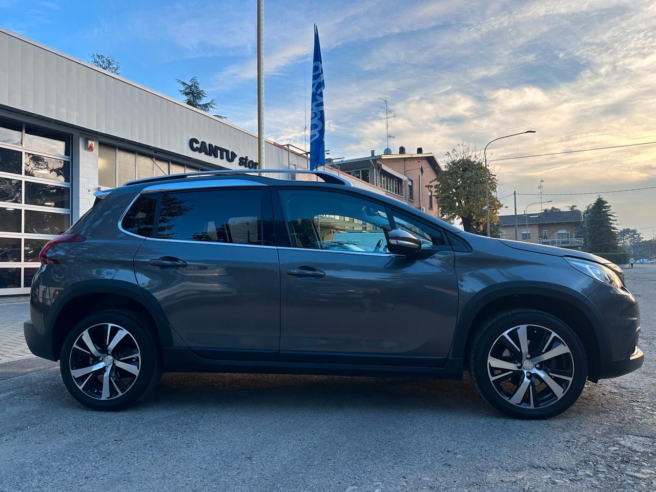 Peugeot 2008 BlueHDi 120 S&S Allure
