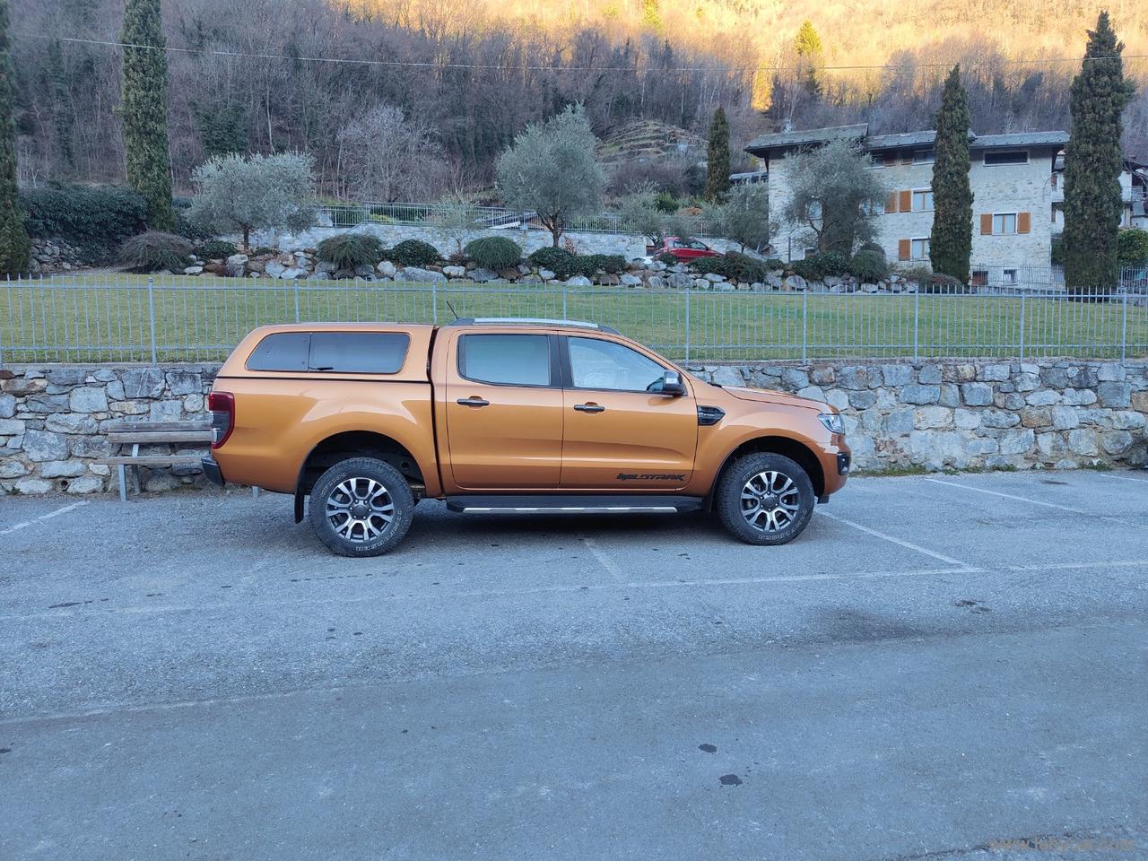 FORD Ranger 2.0ECOBLUE aut.213CV DC Wild. 5pt