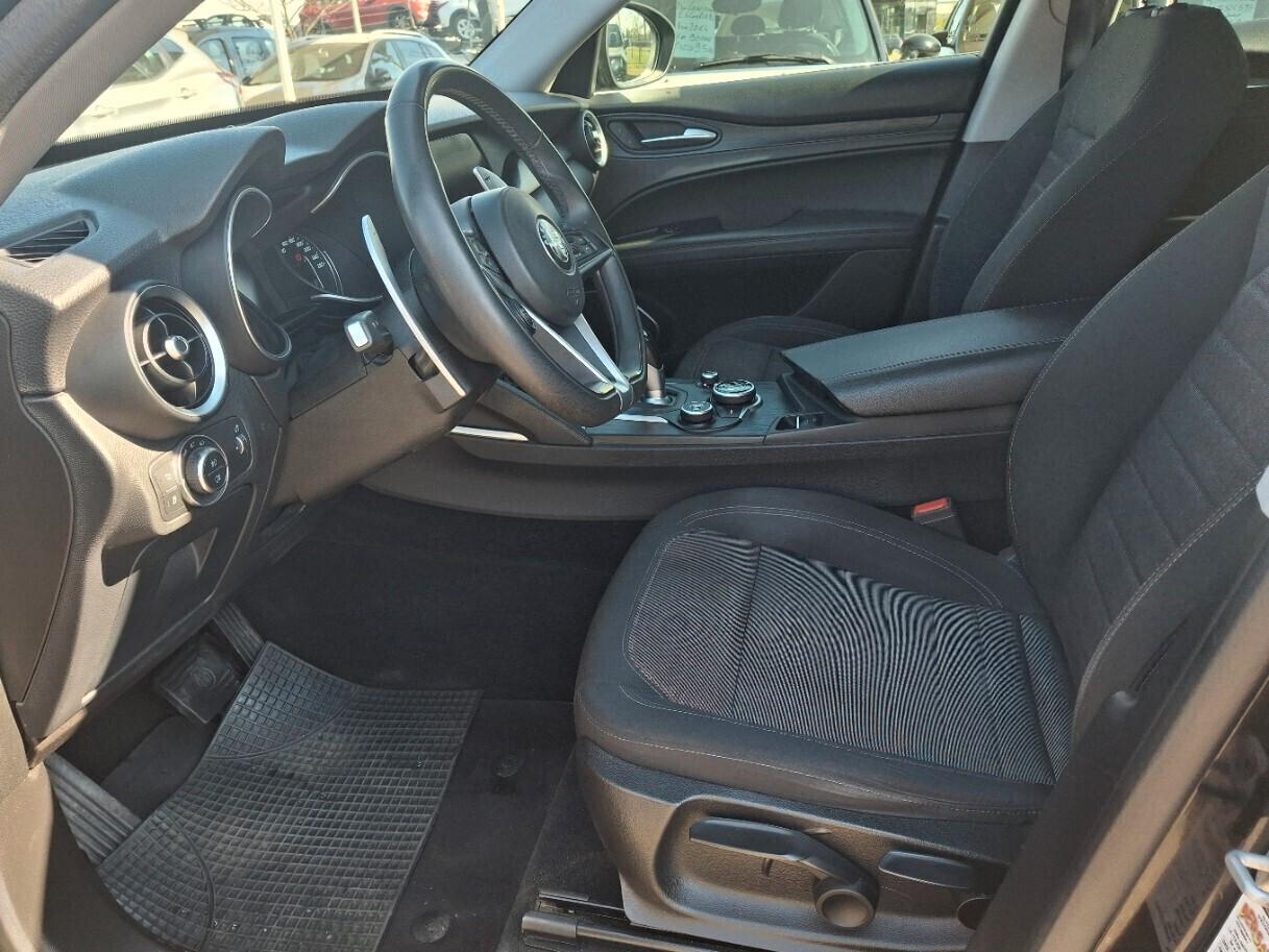 Alfa Romeo Stelvio 2.2 Turbodiesel 190 CV AT8 Q4 B-Tech