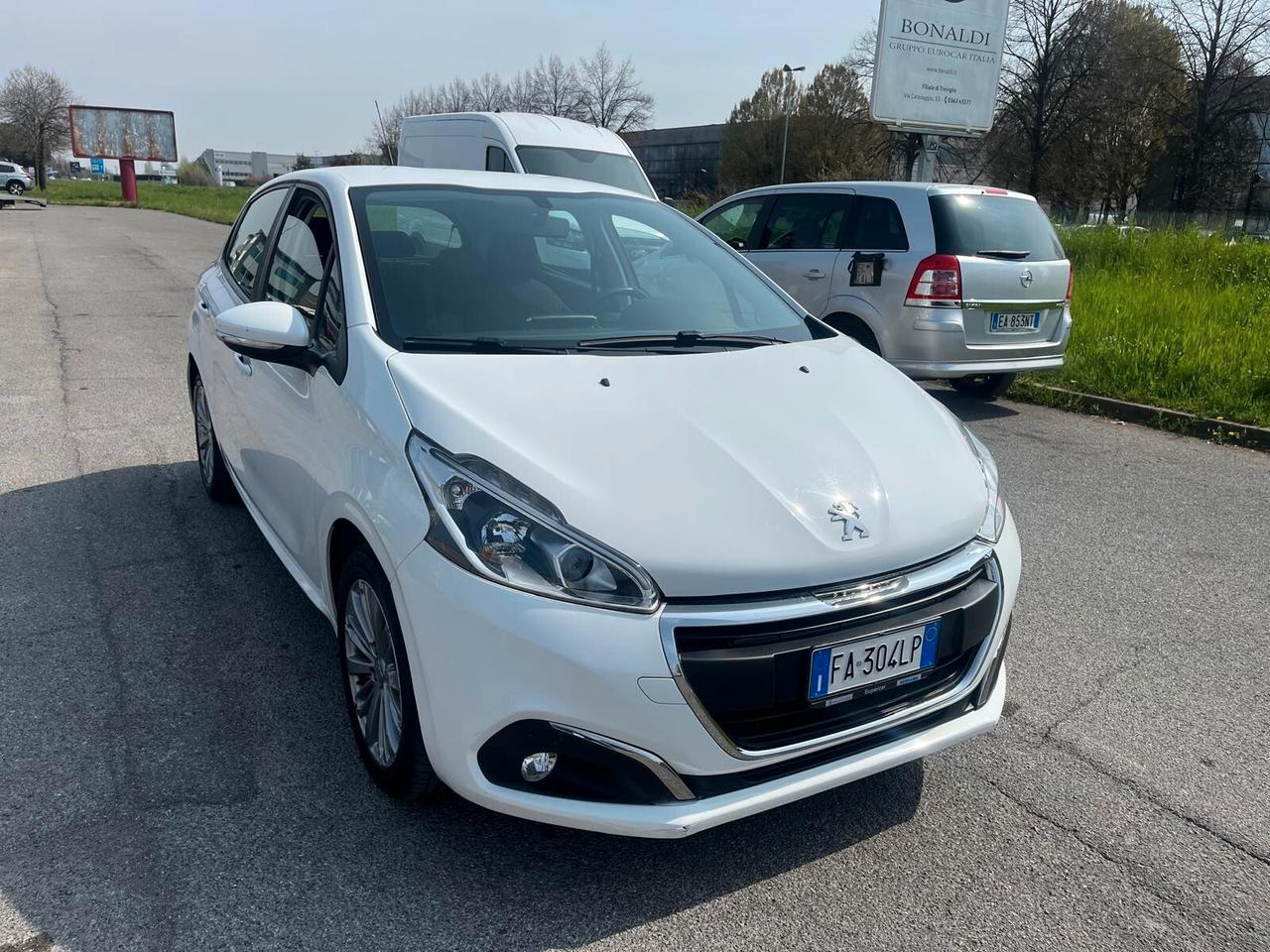 Peugeot 208 PureTech 82 5 porte Active