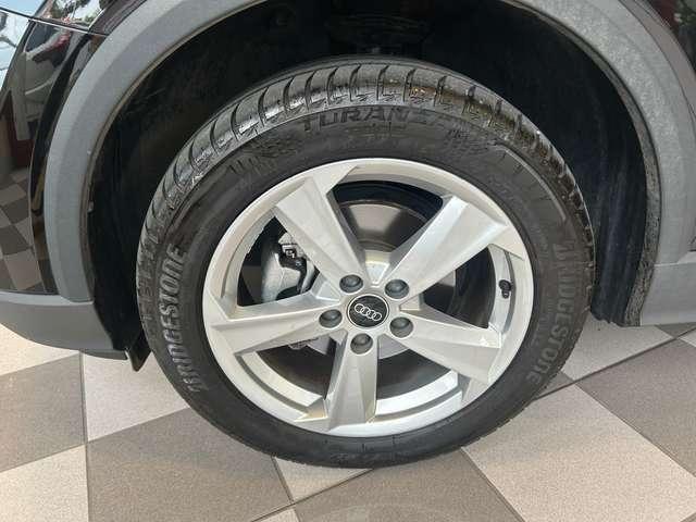 Audi Q2 30 TFSI Business Advanced
