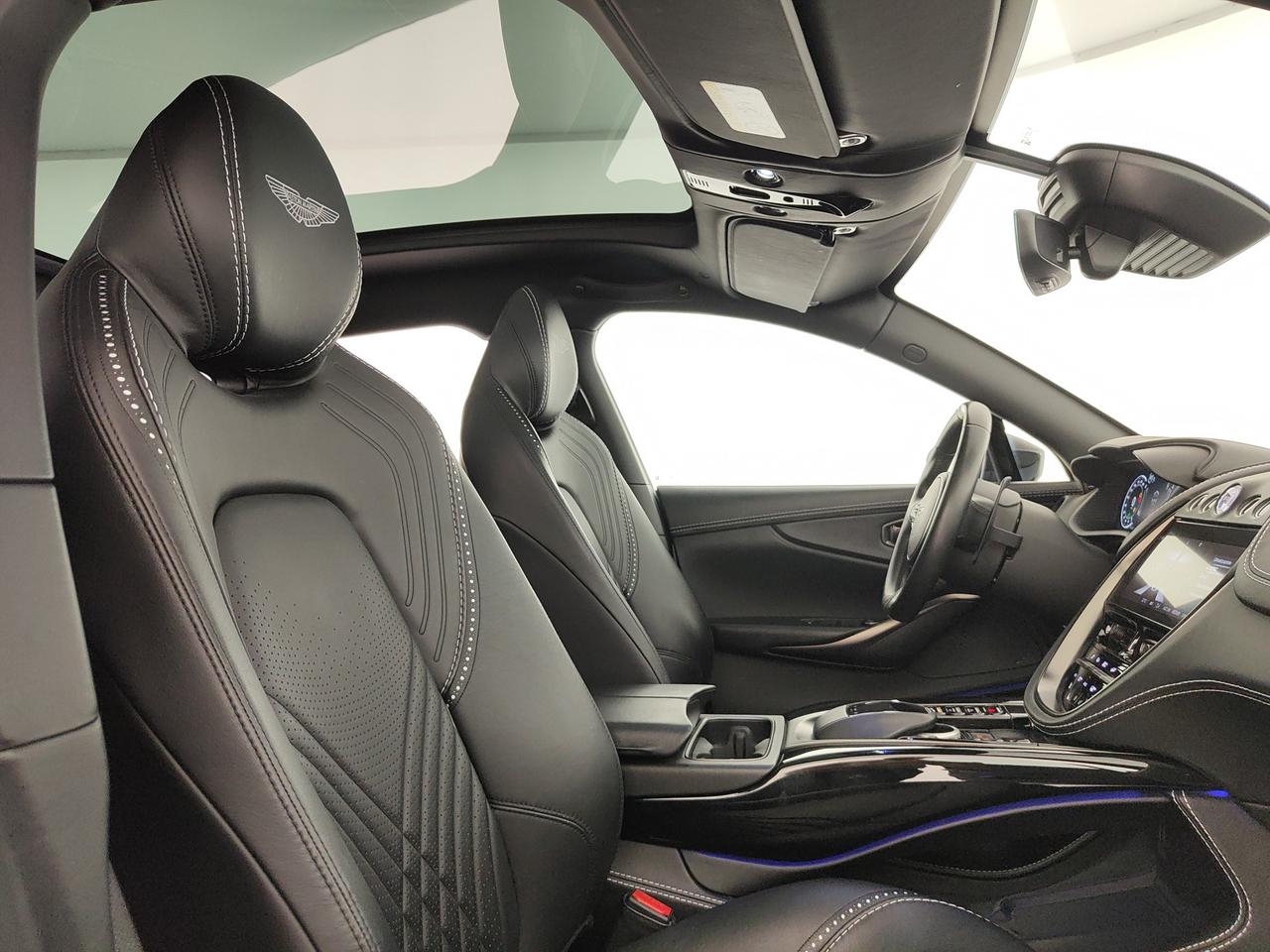 ASTON MARTIN DBX 4.0 auto
