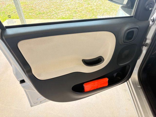 FIAT Panda 0.9 TwinAir Turbo NEOPATENTATI CAMBIO AUTOMATICO