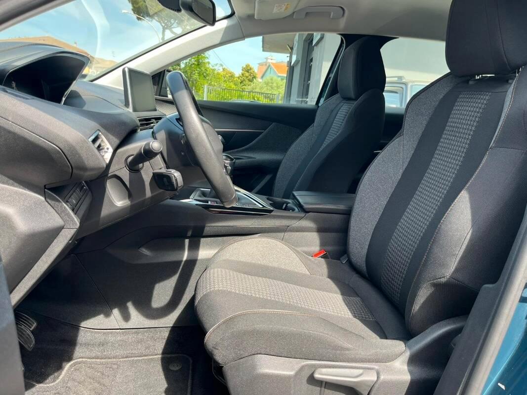 Peugeot 3008 II 1.5 bluehdi Active Pack s&s 130cv