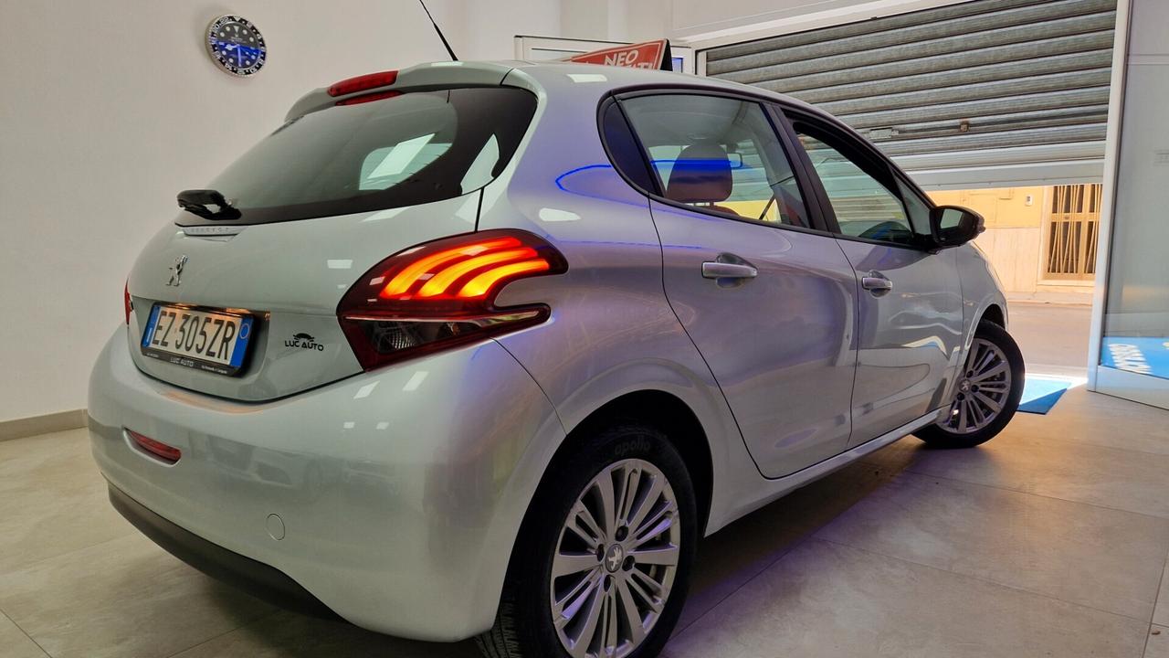 Peugeot 208 PureTech 82 5 porte