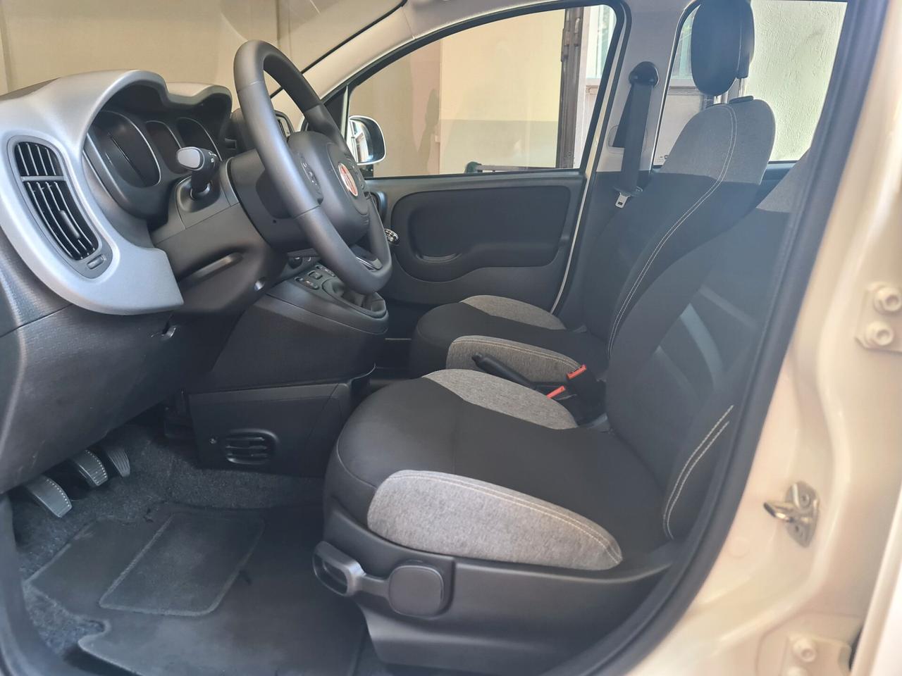Fiat Panda 1.0 FireFly S&S Hybrid City Life - prezzo reale