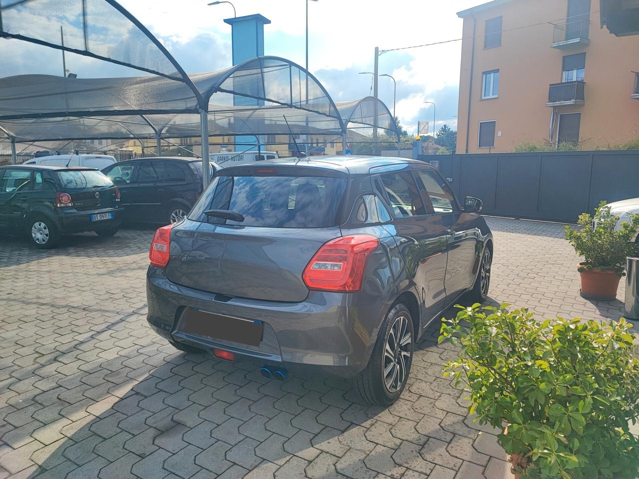 Suzuki Swift 1.2 Hybrid Top FULL-LED