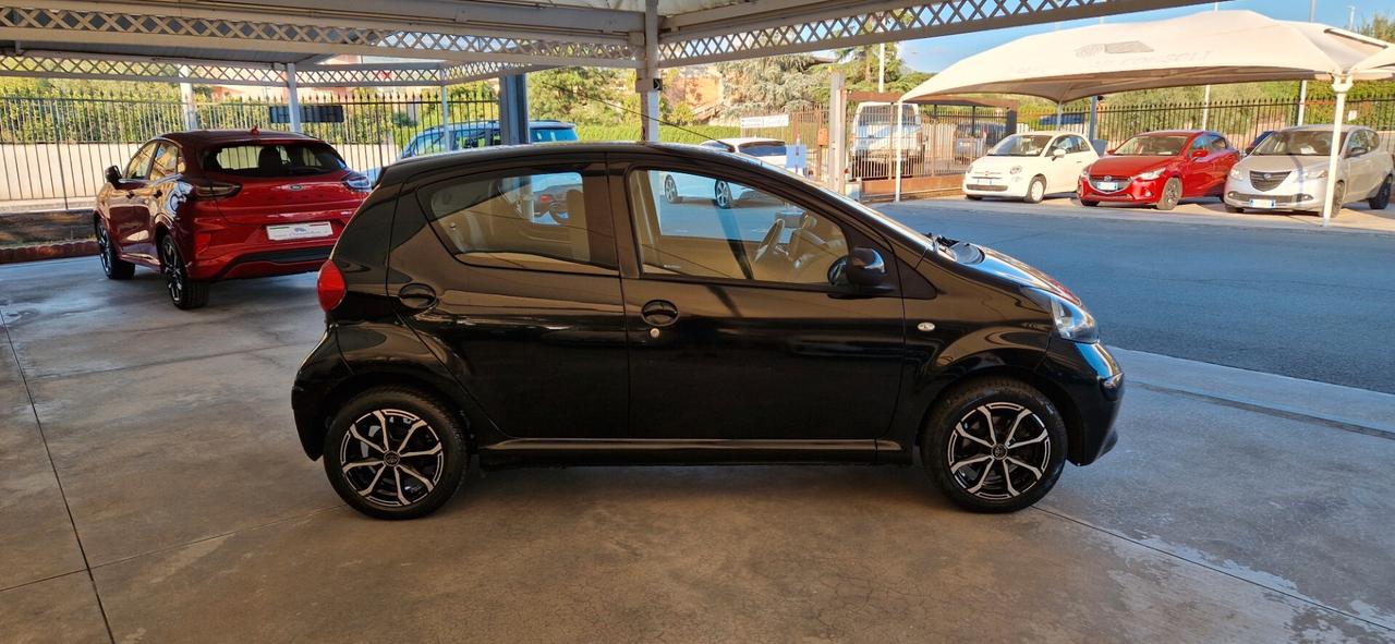 Toyota Aygo 1.0 12V VVT-i 5 porte