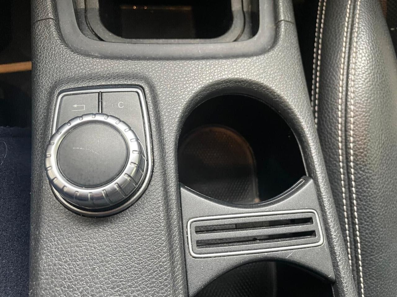 Mercedes-benz GLA 200 GLA 200 CDI Automatic Sport