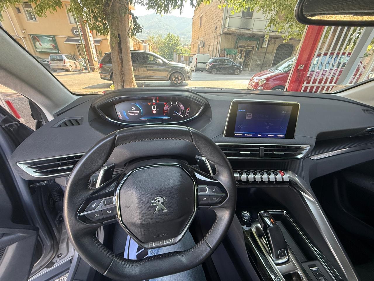 Peugeot 3008 BlueHDi 130 S&S EAT8