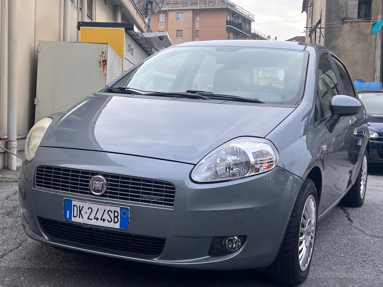 Fiat grande Punto 1.3 MJT 16V 5 porte con soli 70.000km