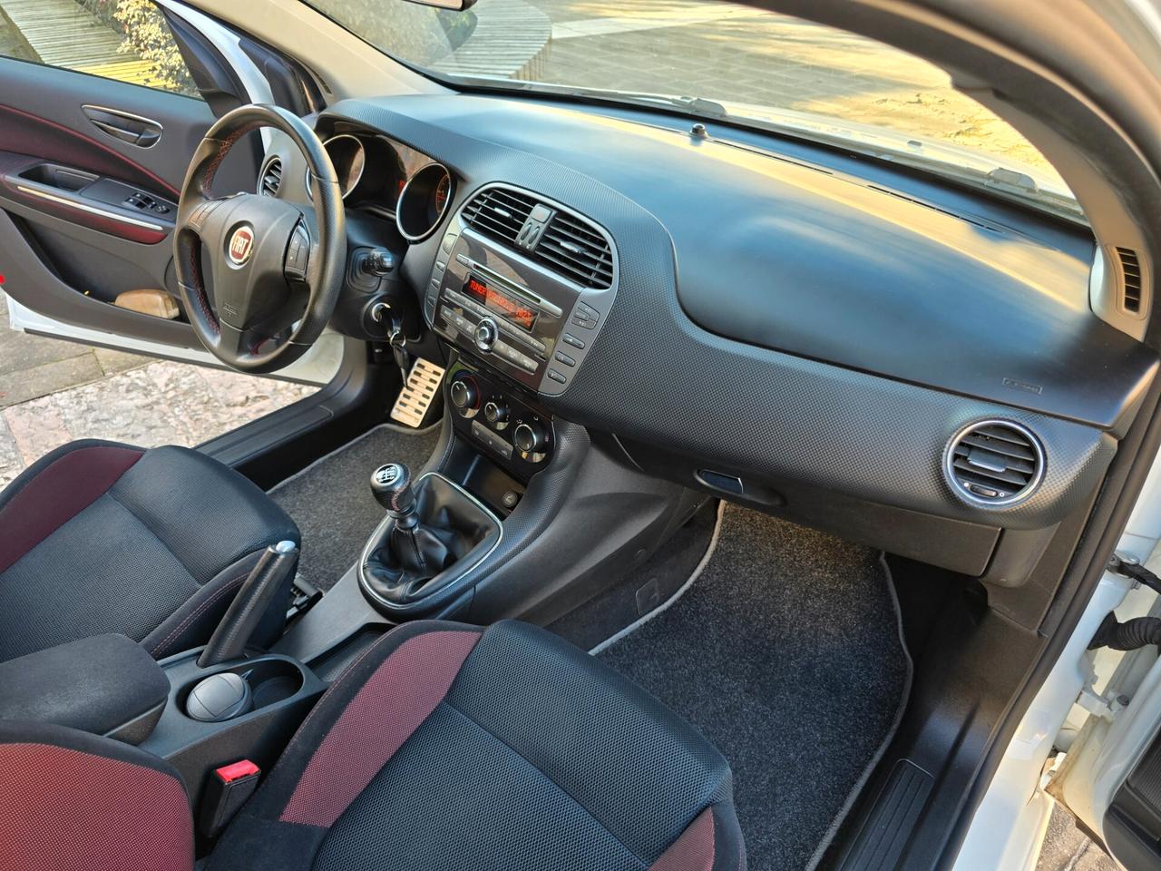Fiat Bravo 1.6 MJT 105 CV DPF Dynamic ok Neopatentati