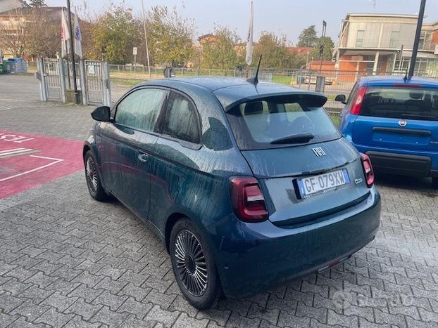 FIAT 500BEV ICON U44707