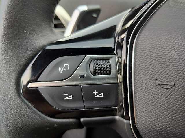 Peugeot 5008 BlueHDi 130 S&S EAT8 Allure Pack