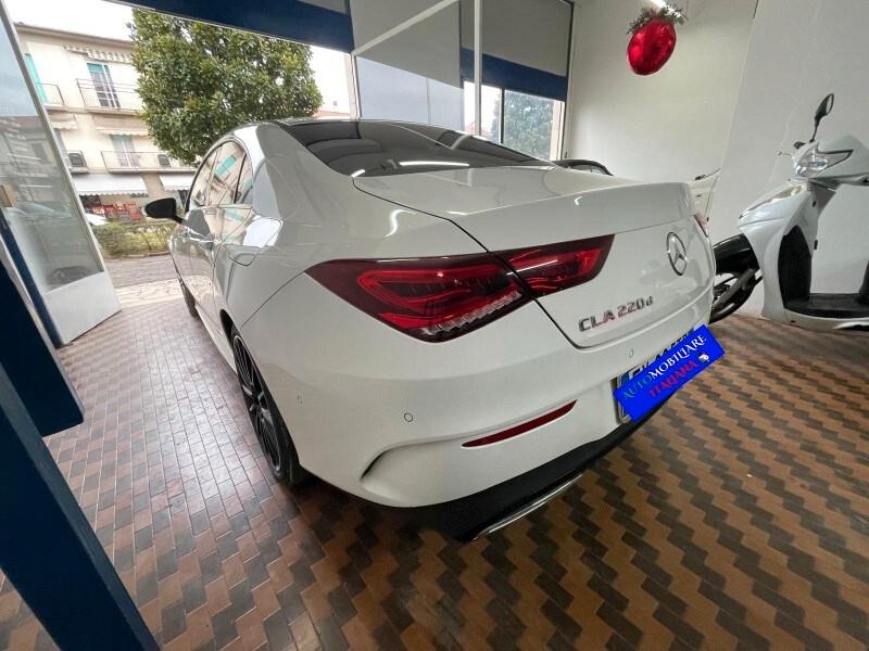 MERCEDES CLA Coupé (C118) CLA 220 d Automat...